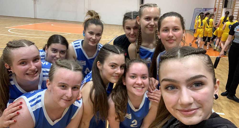 BARDZO DOBRY WYSTĘP NASZYCH KOSZYKAREK