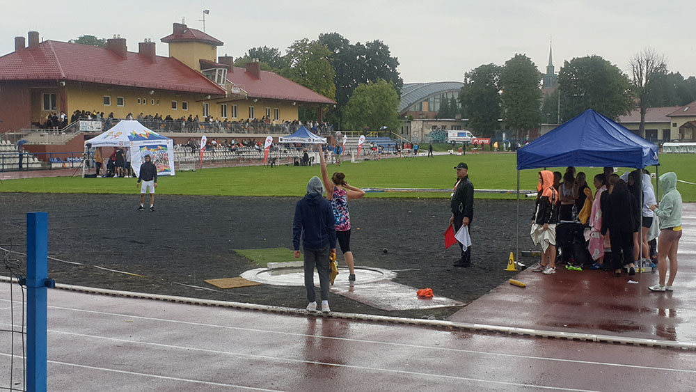 ZŁOTO JULII DRZYZGI W PCHNIĘCIU KULĄ