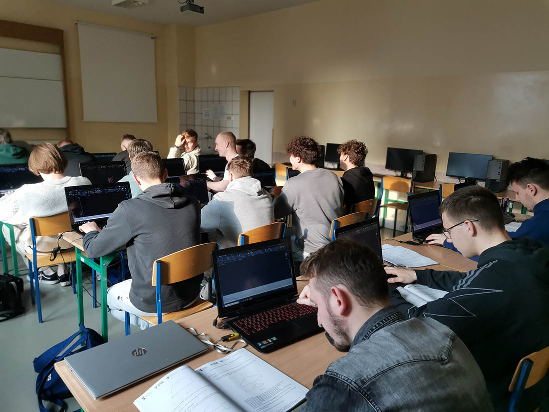 KOMPETENCJE