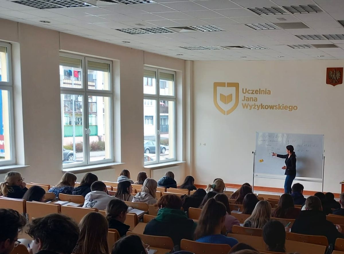 MATEMATYKA DLA MATURZYSTÓW