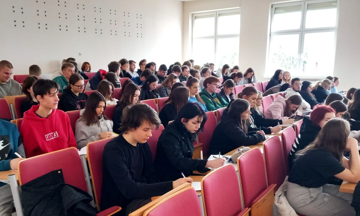 MATEMATYKA DLA MATURZYSTÓW