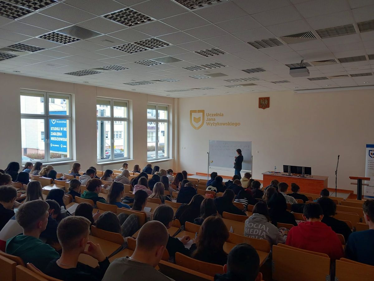 MATEMATYKA DLA MATURZYSTÓW